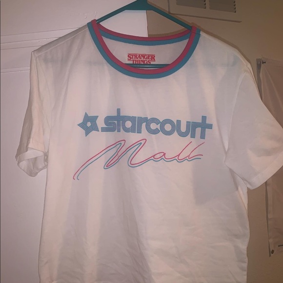 Stranger things - Starcourt mall graphic t-shirt - Picture 2 of 2